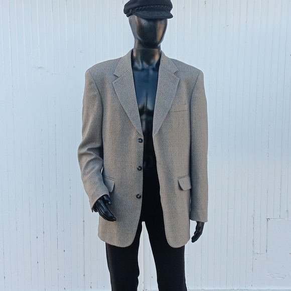 BILTMORE MEN'S GENOVA MEN'S (2) BUTTON LUXURY BLAZER - Picture 5 of 17